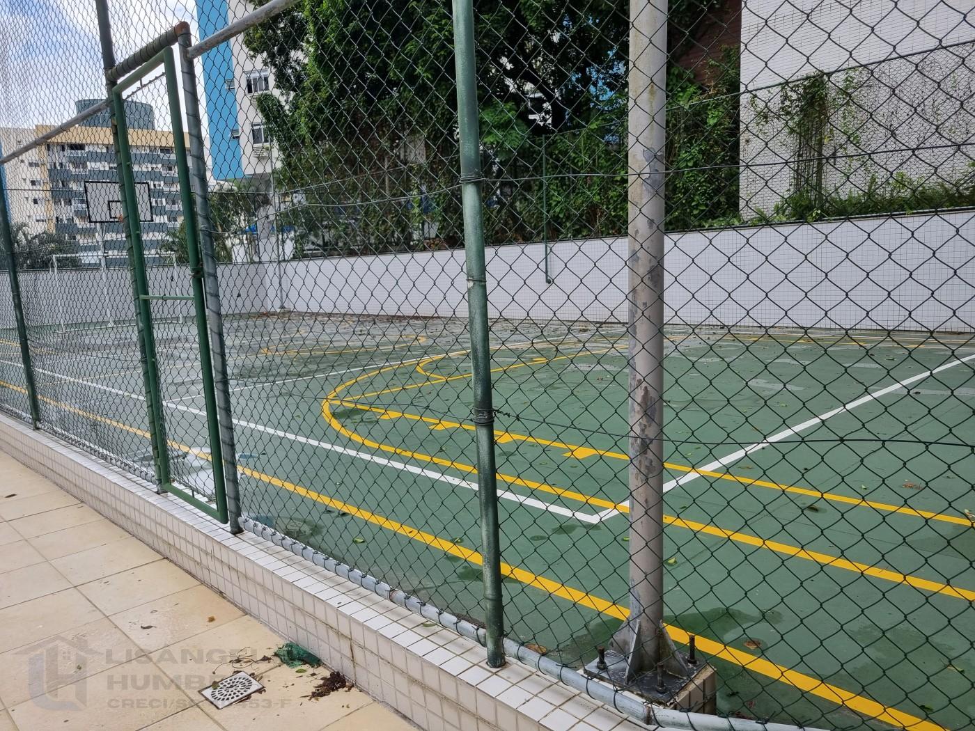 Quadra poliesportiva